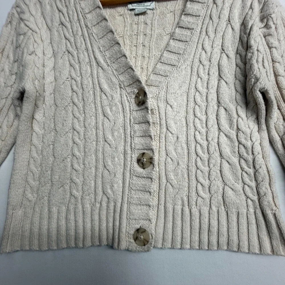 American Eagle Womens XS Cable Knit Cardigan Cream Cropped Button Sweater
